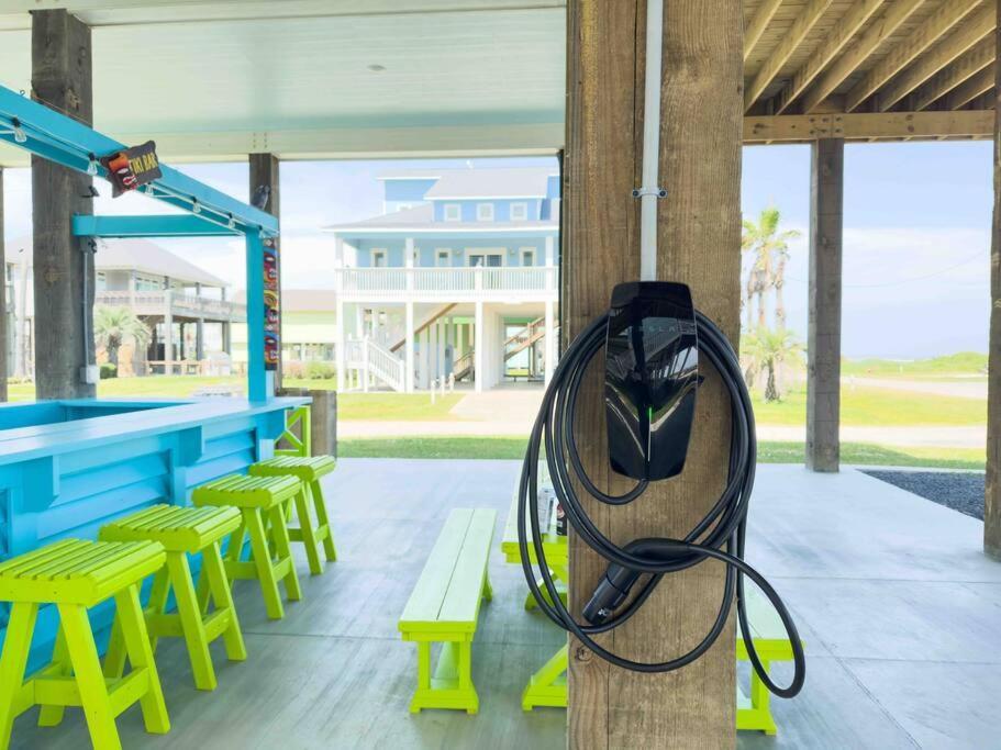 Beachfront - Hot Tub - Bbq - 14 Guests Bolivar Peninsula Εξωτερικό φωτογραφία