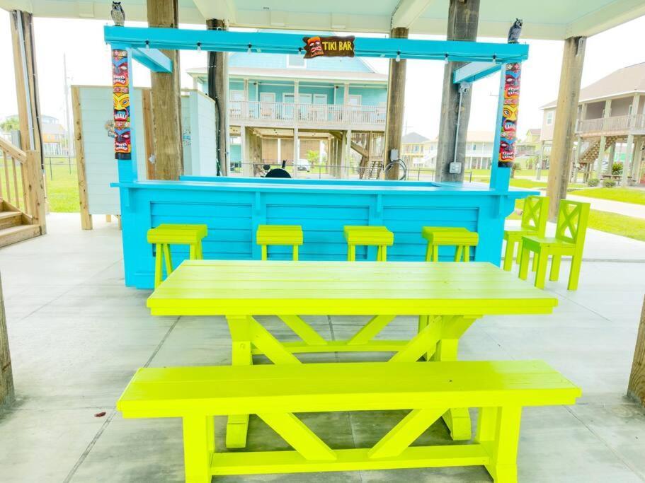Beachfront - Hot Tub - Bbq - 14 Guests Bolivar Peninsula Εξωτερικό φωτογραφία