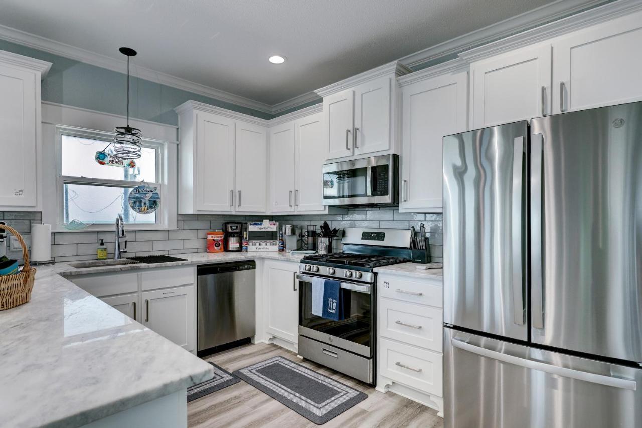 Beachfront - Hot Tub - Bbq - 14 Guests Bolivar Peninsula Εξωτερικό φωτογραφία